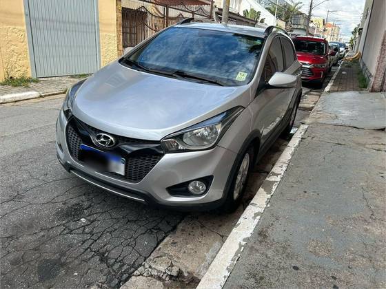 HYUNDAI HB20X 1.6 16V STYLE FLEX 4P AUTOMÁTICO